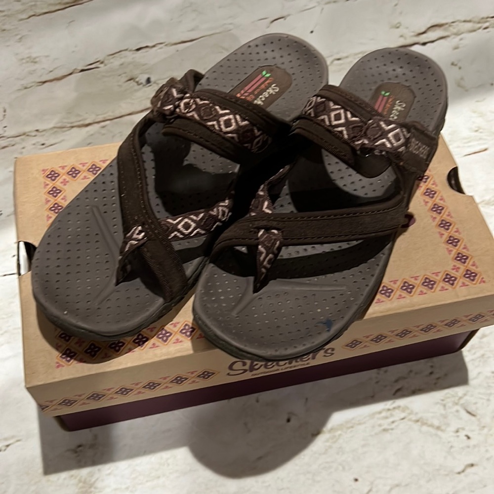 Sketchers Trailway- chocolate color